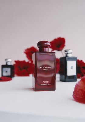 Najlepsze zapachy damskie wiosna lato 2021 – Top 10 perfum