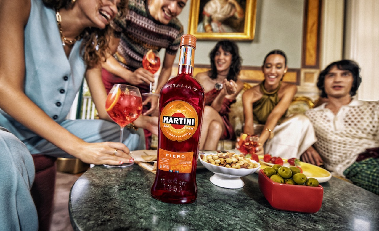 Aperitivo w dobrym stylu z MARTINI: Tropem włoskich smaków. Pomysły na koktajle