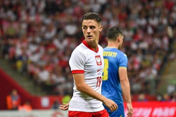 Kacper Urbański – kim jest młody debiutant reprezentacji Polski na Euro 2024?