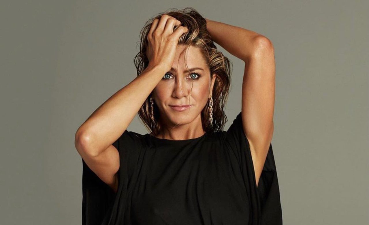 Fryzura w stylu Jennifer Aniston – włosy serialowej Rachel wracają do mody