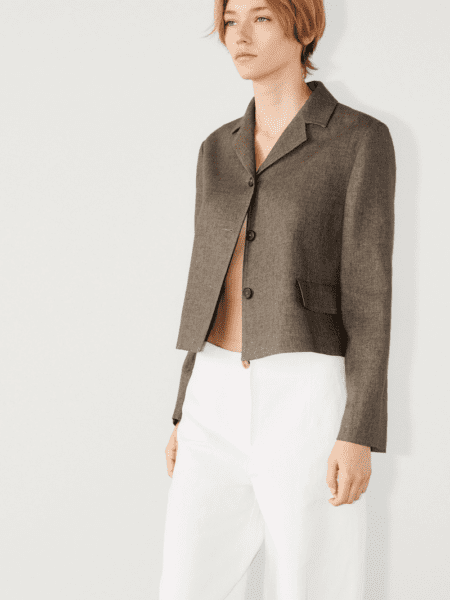 Pudełkowa marynarka z nowej kolekcji Massimo Dutti jesień 2024