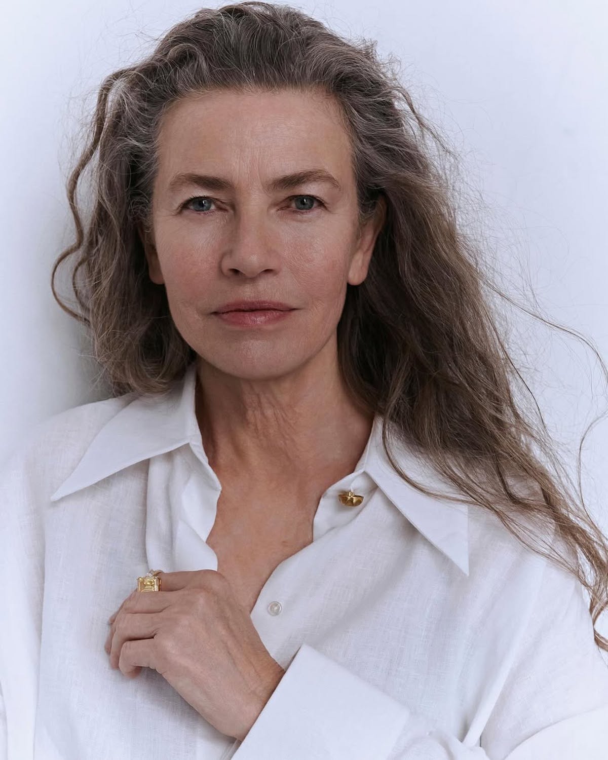 Lidia Popiel to znana polska modelka lat 70., która po latach wróciła do branży i ponownie zachwyca