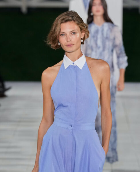 Ralph Lauren wiosna 2025: Powrót do klasyki, ale z nutą westernu
