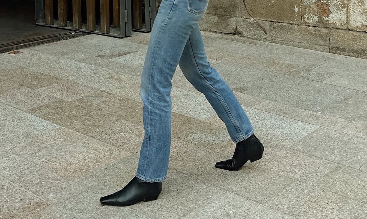 Jakie buty nosić do spodni rurek? Niezawodne propozycje stylizacji z modelami skinny