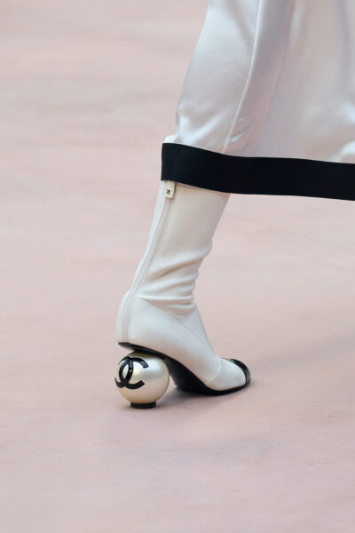 Buty damskie na marzec 2025: 8 najmodniejszych modeli wiosny