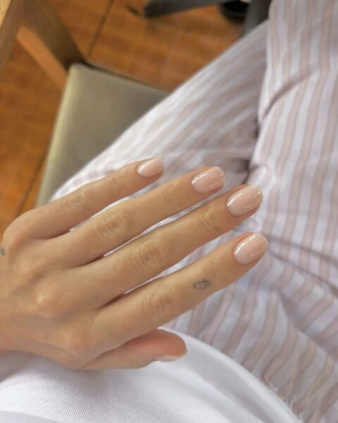 wodniste paznokcie, watery nails