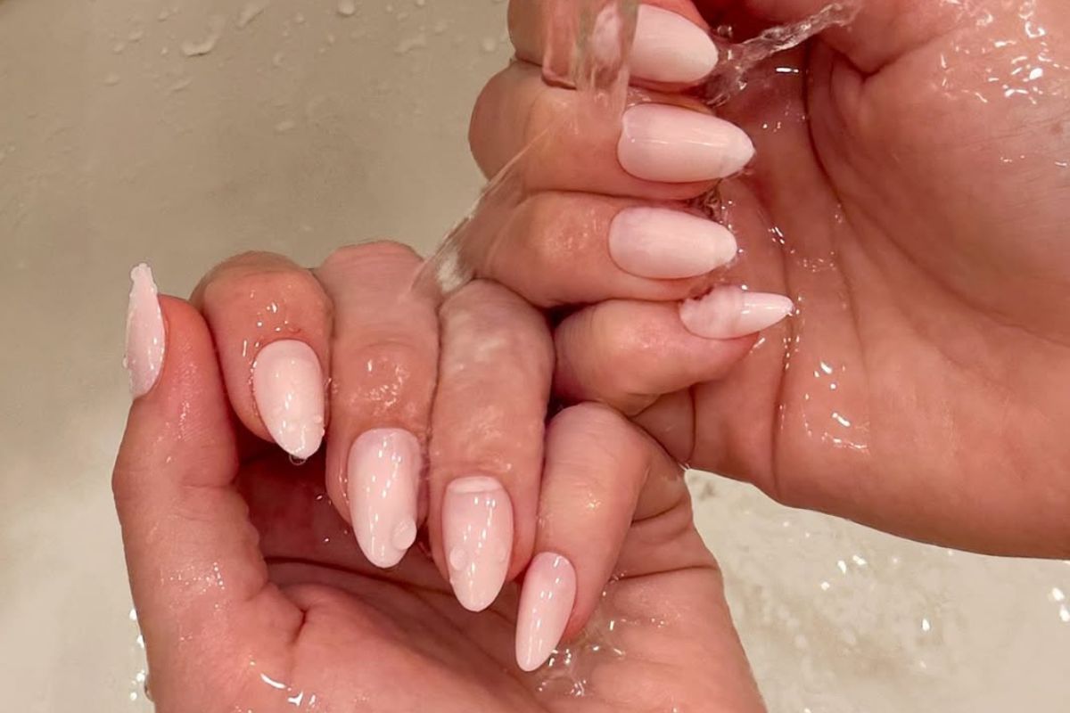 Manicure z klasą – 7 stylizacji paznokci ponad trendami. Są ponadczasowe
