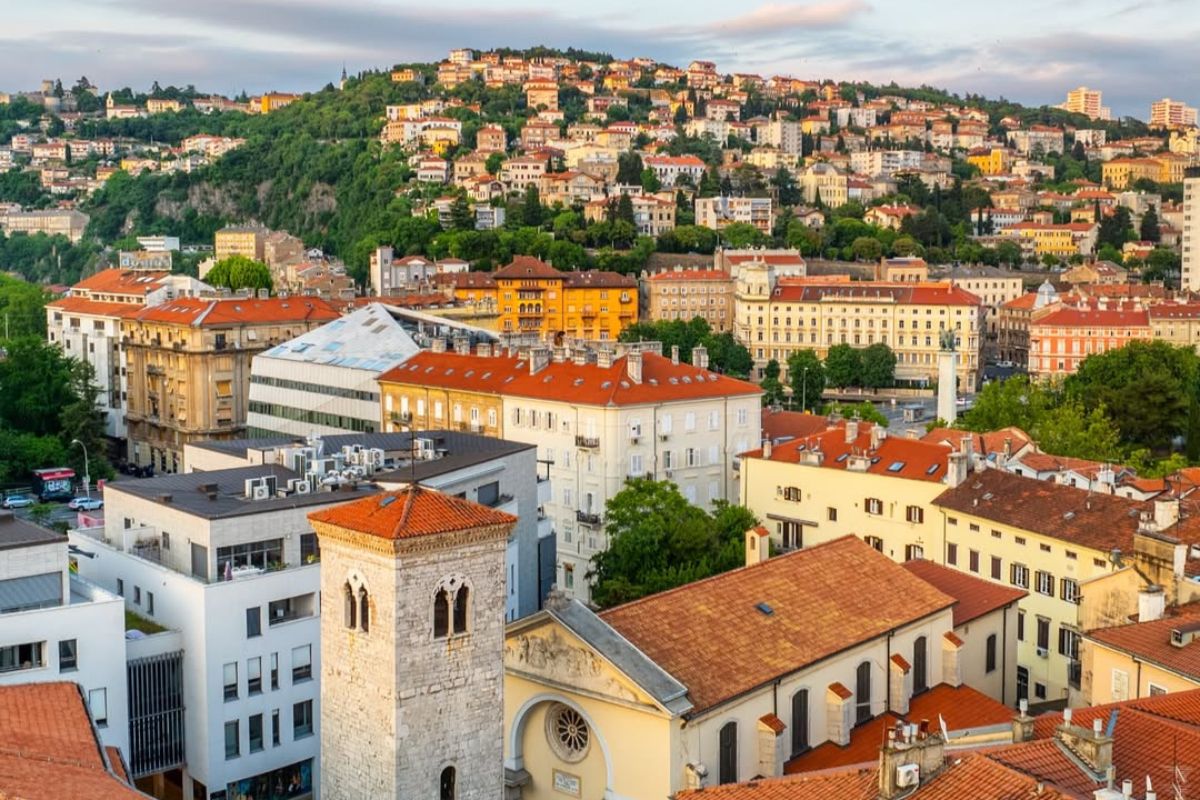 Rijeka (Chorwacja) ma potencjał zostać topowym kierunkiem na wakacje 2025. Dlaczego?