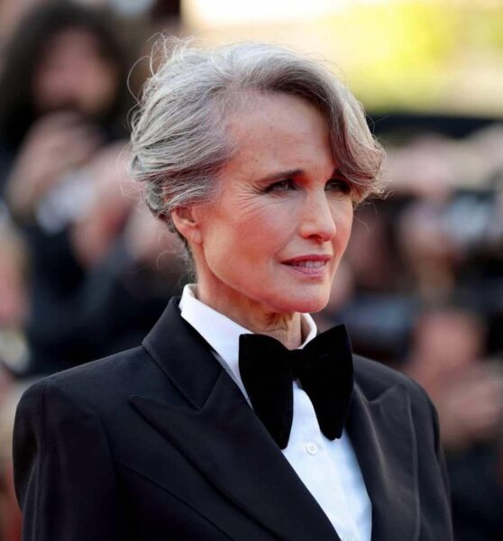 Andie MacDowell w Cannes udowadnia, że kok bananowy to najbardziej szykowna fryzura dla dojrzałej kobiety