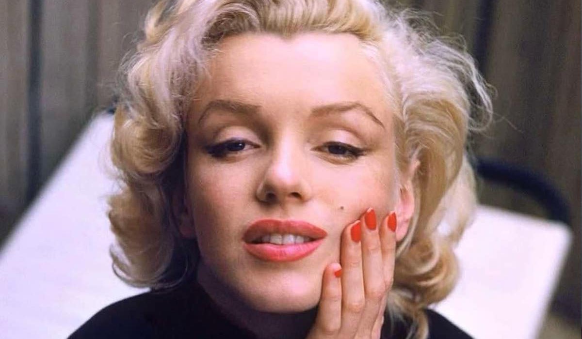 Jakich perfum używały światowe ikony? Sekrety zapachów księżnej Diany, Audrey Hepburn, Marilyn Monroe