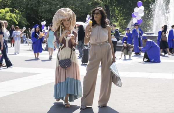 And just like that... - Sarah Jessica Parker i Sarita Choudhury /fot. HBO MAX