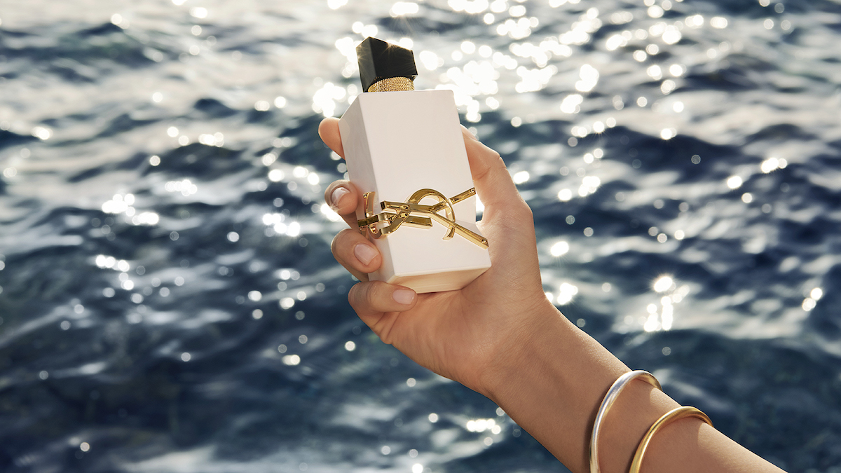 Perfumy na Dzień Mamy 2025: 8 najpiękniejszych zapachów idealnych na prezent