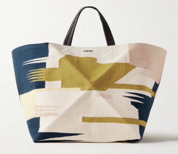 Kolorowa torba Loewe /fot. Net-a-porter.com