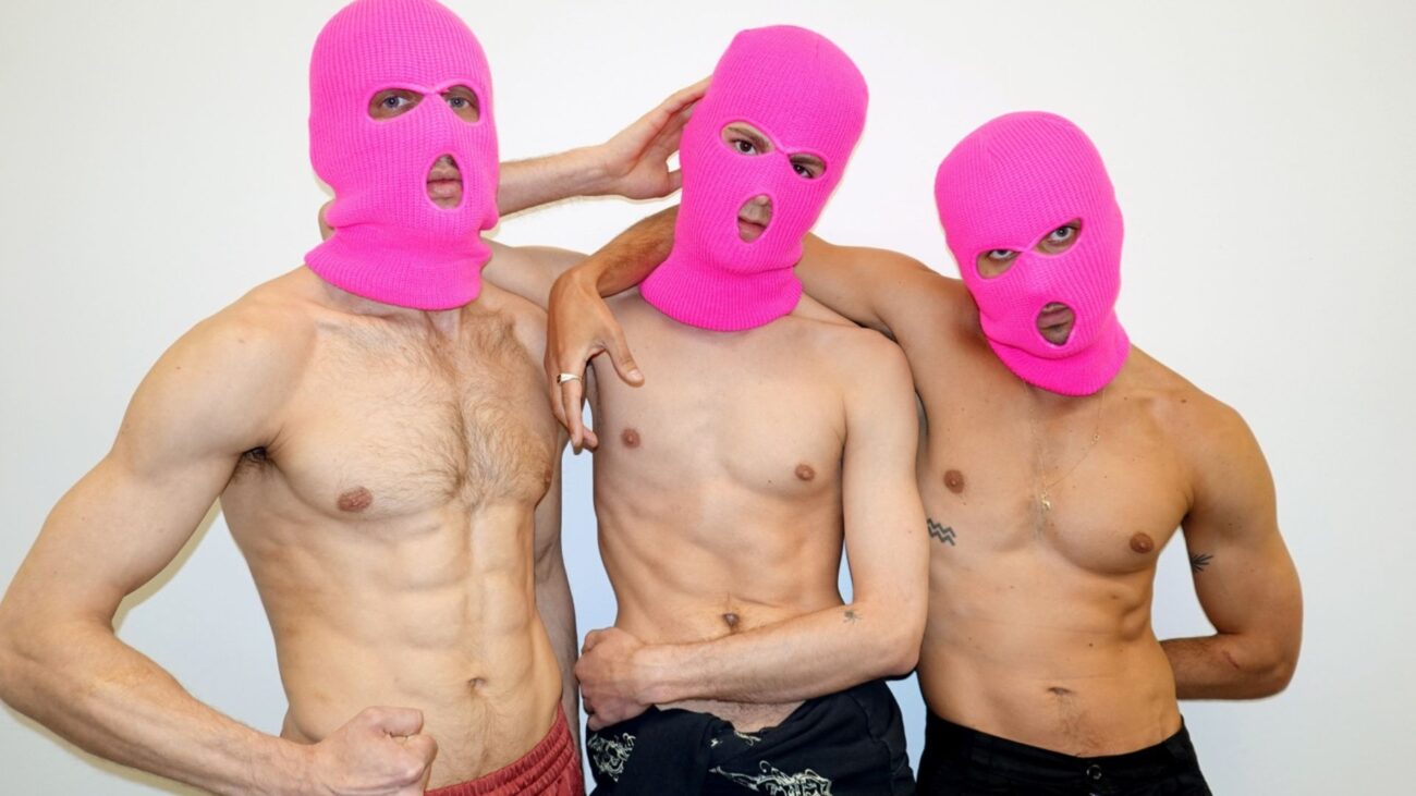 W najbliższą niedzielę w Muzeum Sztuki Nowoczesnej wystąpi fikcyjny gang