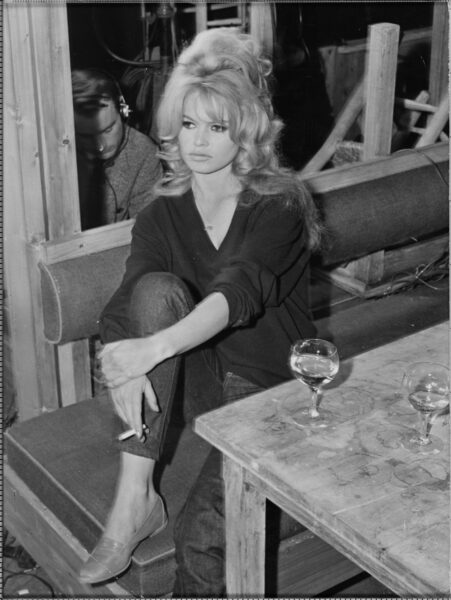 Brigitte Bardot w jeansach /fot. TopFoto / Topfoto / Forum