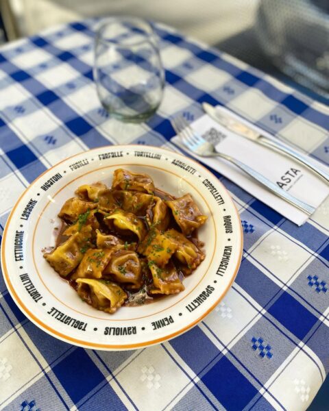 Agnolotti del plin /fot. Instagram.com/lapasta.ar