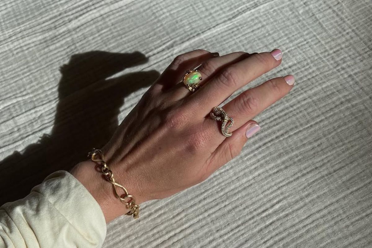 Scandi-chic manicure – esencja skandynawskiej elegancji i klasy. Jak wygląda?