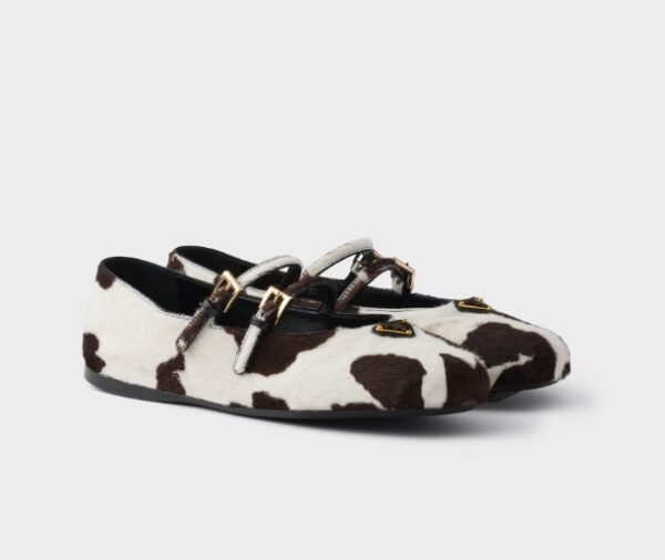 Baleriny w krowi print.
