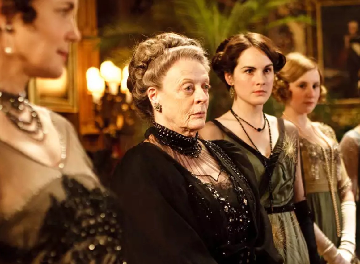 Rekwizyty “Downton Abbey” trafią na aukcję! Cel licytacji jest szczytny