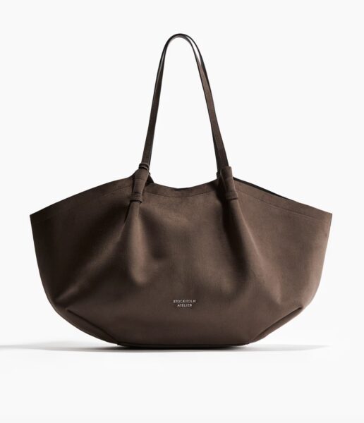 Zamszowa torba Stockholm Atelier H&M /fot. Hm.com