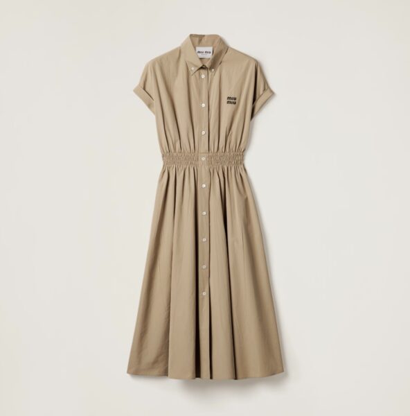 Popelinowa szmizjerka Miu Miu /fot. MiuMiu.com