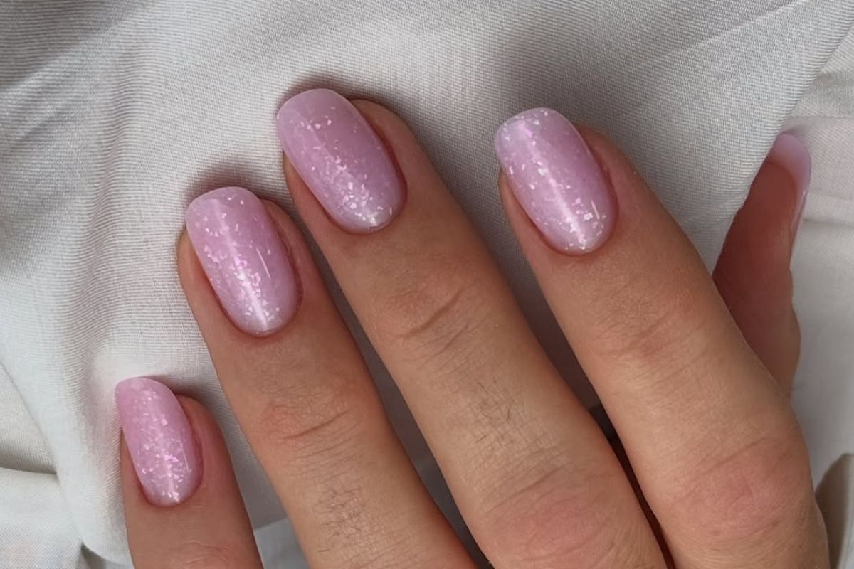 Jak mieć dłonie księżniczki? Sekrety pielęgnacji i manicure inspirowanego królewskim luksusem