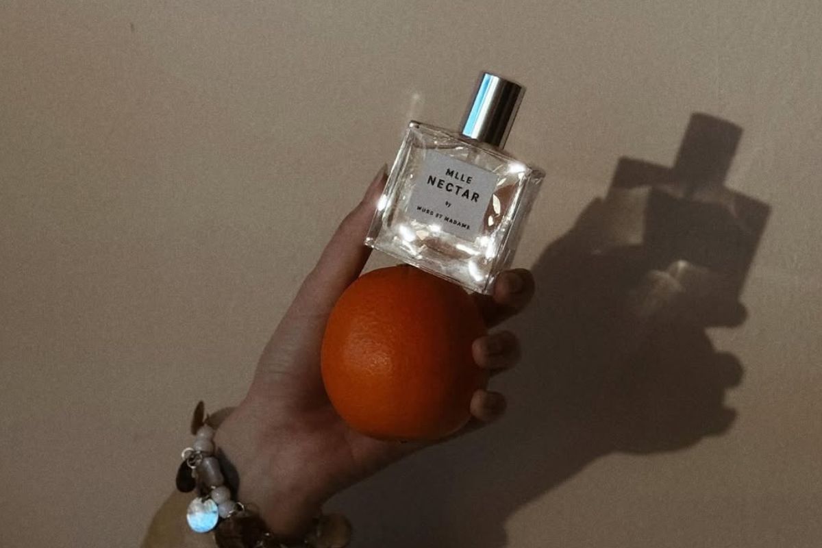 Slow fragrance trend – perfumy, które pachną czasem i intencją. Czym są?
