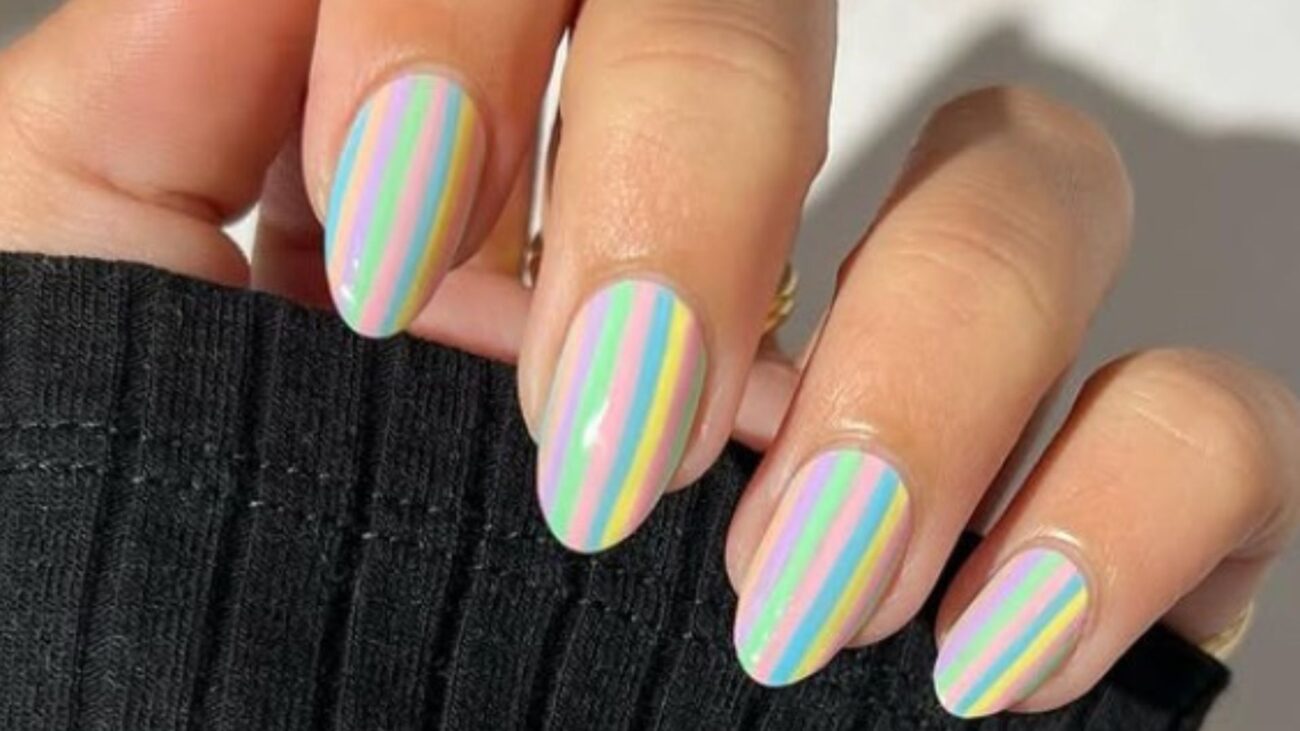 Nowy trend manicure – “beach towel nails” to stylizacja idealna na wakacje