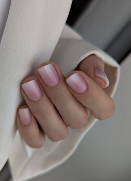 Manicure baby bloomer white.