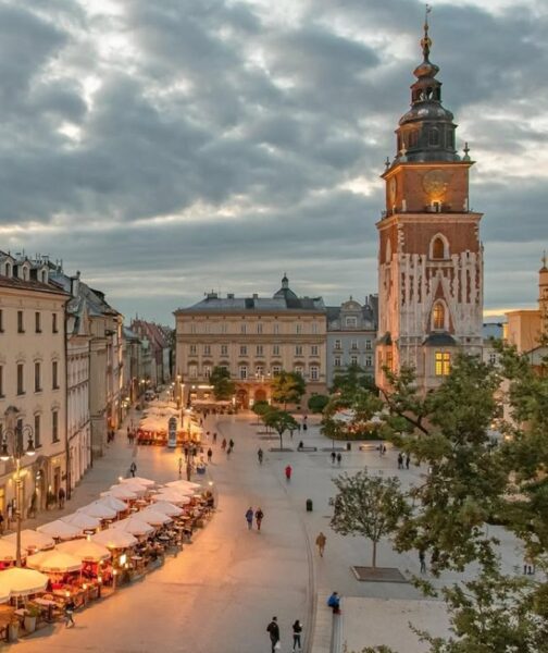 Stary rynek w Krakowie.