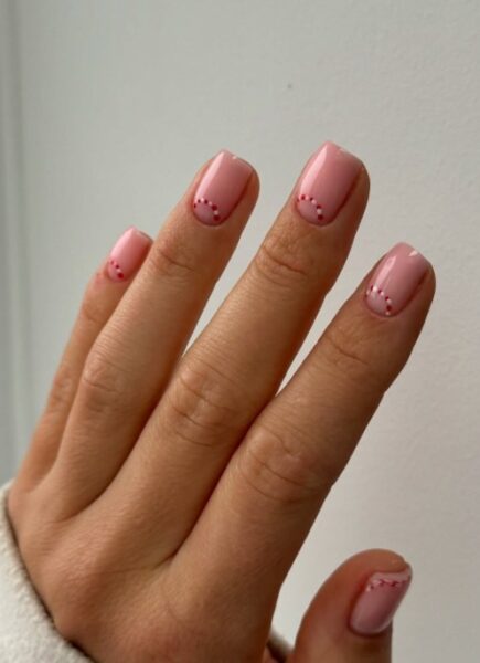 Świąteczny manicure. 
