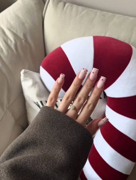 Świąteczny manicure. 