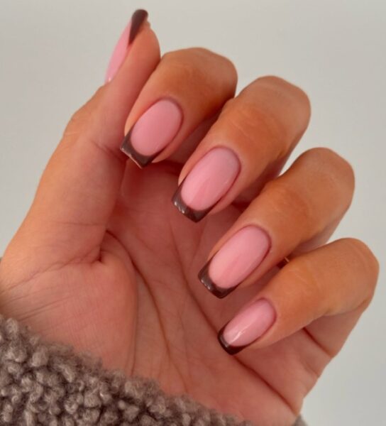 Czekoladowy manicure.