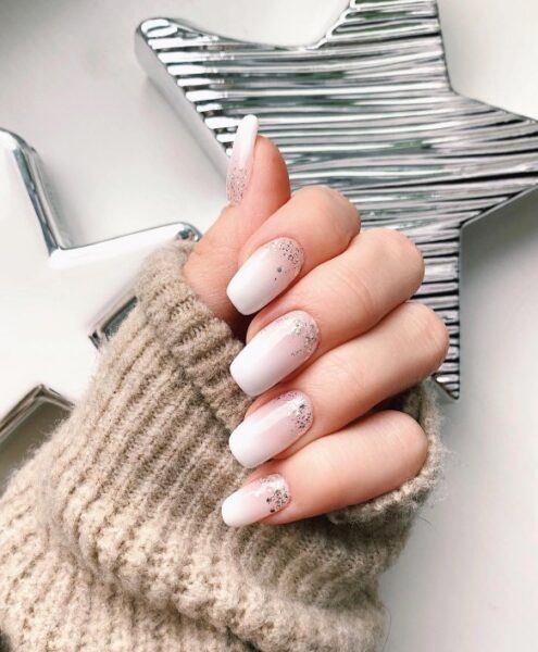 Świąteczny manicure. 