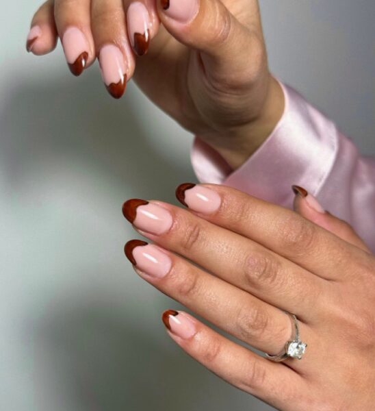 Kasztanowy manicure. 