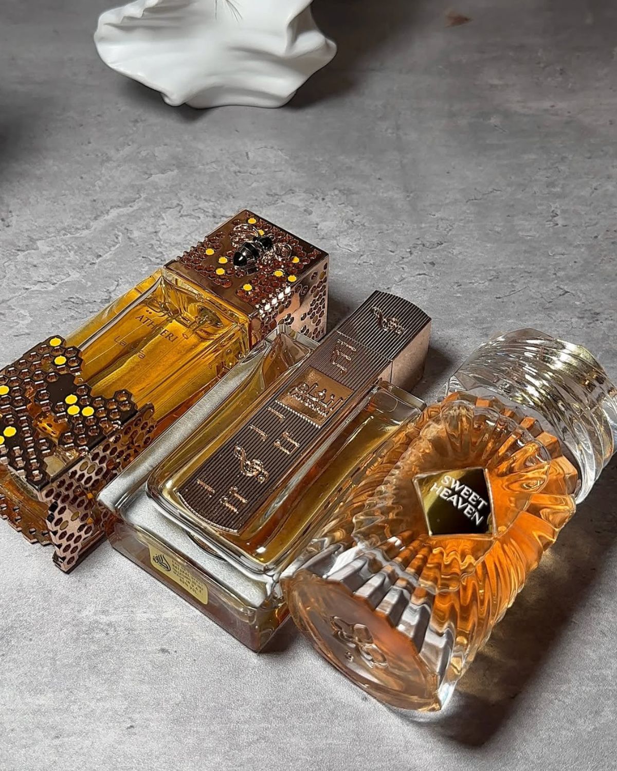 Arabskie perfumy dla kobiet z klasą – ranking eleganckich zapachów, które zachwycają luksusem i trwałością