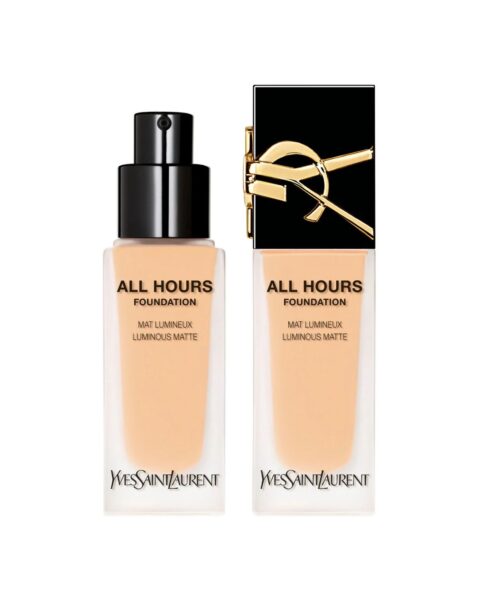 Yves Saint Laurent – All Hours Foundation. Zdjęcie produktowe.