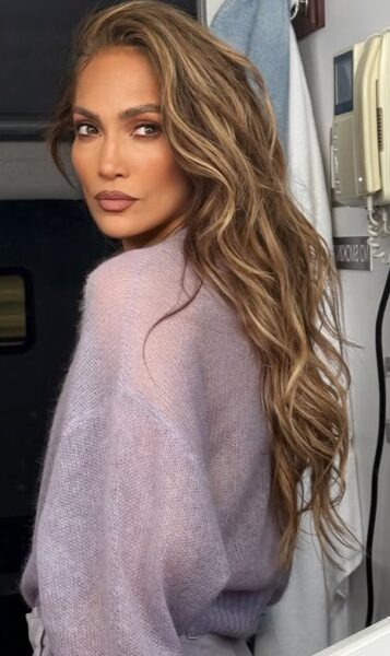 Jennifer Lopez zachwyca bez makijażu. Oto sekrety jej perfekcyjnego wyglądu