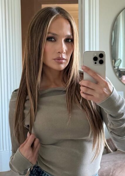 Jennifer Lopez.