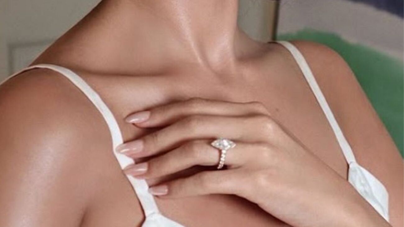 Angel manicure – ulubioną stylizację Seleny Gomez pokochają minimalistki