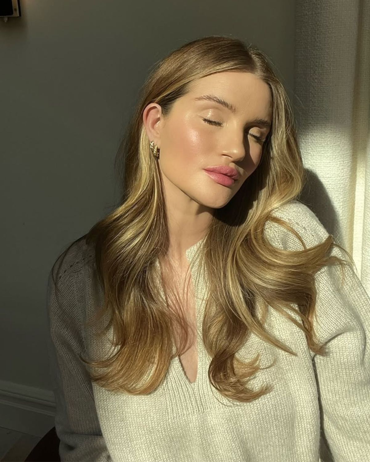 Nowości kosmetyczne – co&nbsp;wpadło w&nbsp;oko redaktorce beauty? Makijaż, włosy, pielęgnacja