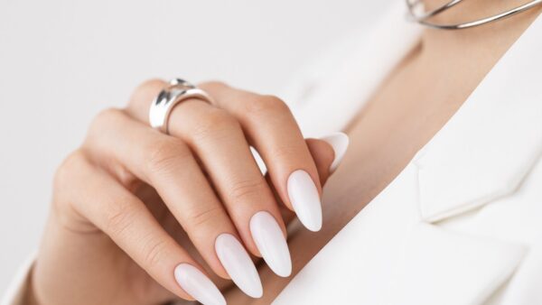 5 powodów, dla których&nbsp;żele do&nbsp;paznokci VICTORIA VYNN podbijają serca profesjonalistów
