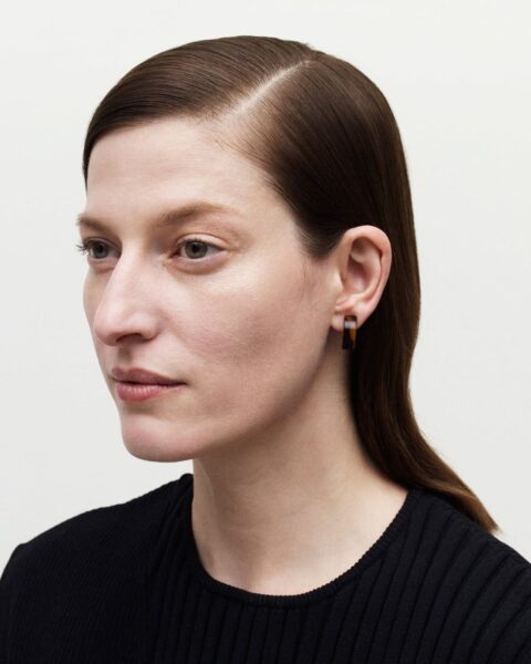 5 wczesnych oznak, że włosy się przerzedzają – większość kobiet zauważa je zbyt późno