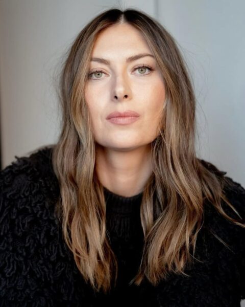 Myślisz, że każdy odcień pasuje? Najlepsze kolory włosów do piwnych oczu mogą cię zaskoczyć