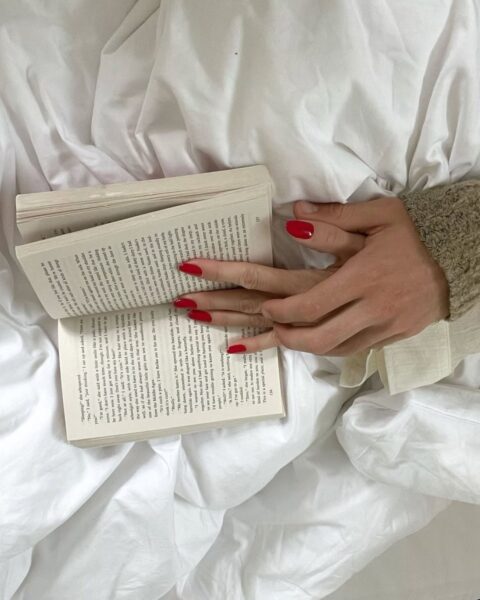 Najlepsze książki o kobiecości – 10 tytułów, które pomagają odkryć siłę, której możesz w sobie nie znać