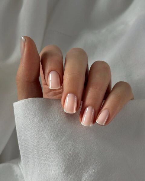 Paznokcie na drugą połowę marca 2026 – świeże trendy i stylizacje na powitanie wiosny