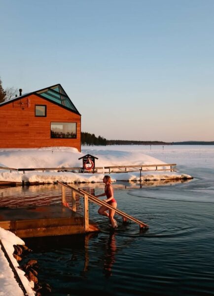 Polska wyprzedziła Kanadę i Wielką Brytanię. Oto ranking szczęścia 2025