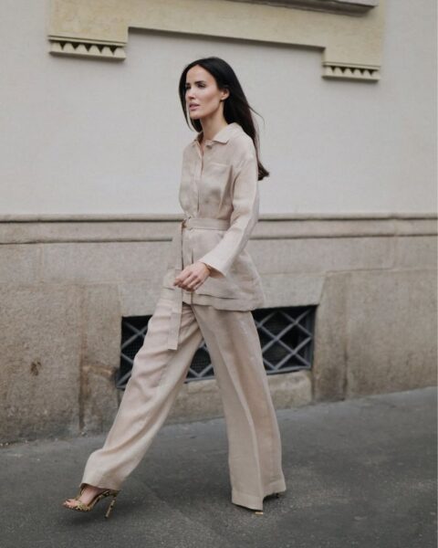 Garnitury damskie na komunię 2026? Te fasony wyglądają bardziej luksusowo niż klasyczna sukienka