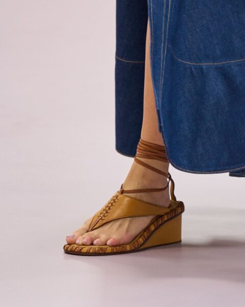 Sandały w stylu boho na lato 2026 – trendy z wybiegów, które naprawdę będziesz nosić