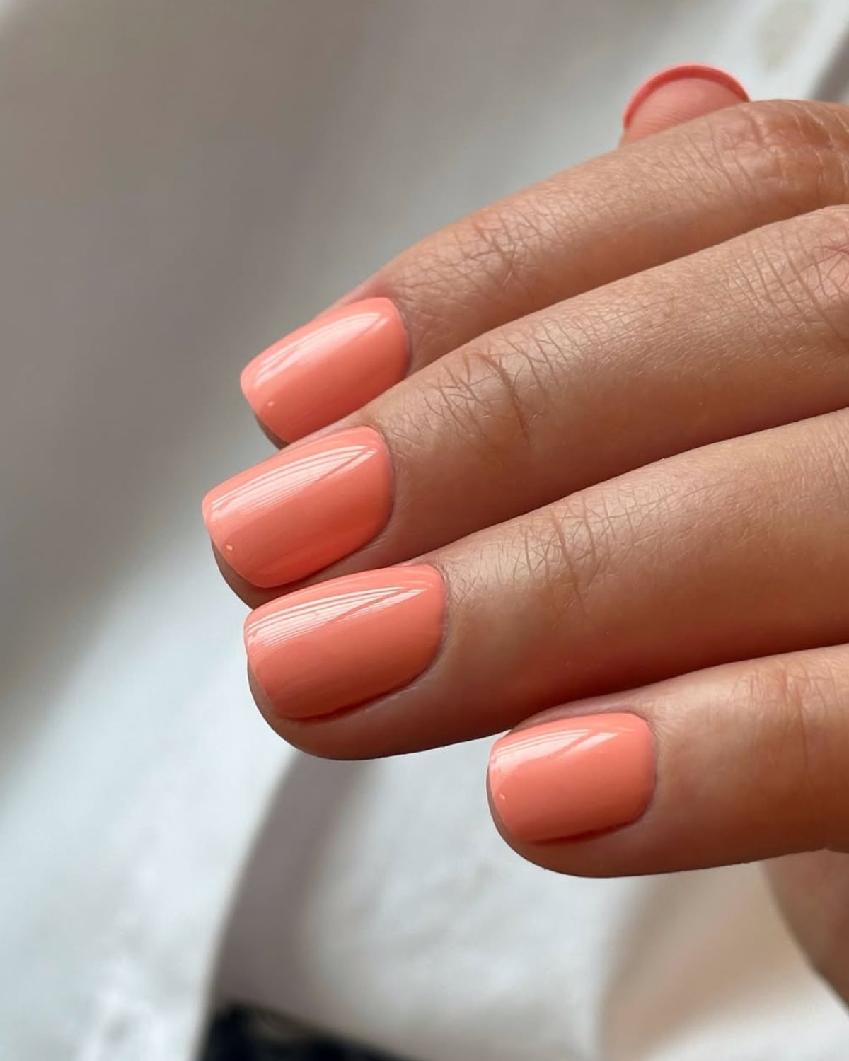 Te paznokcie wyglądają jak roztopiony sorbet. Popsicle nails to hit wakacji 2026